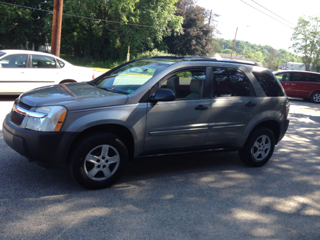 2005 Chevrolet Equinox 1.8T Quattro Sedan 4D