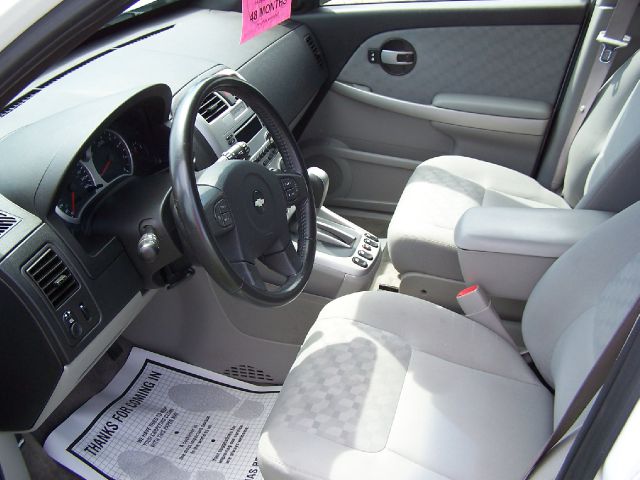 2006 Chevrolet Equinox 2.0L Automatic SE