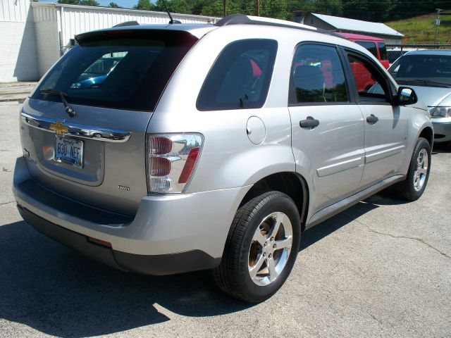 2007 Chevrolet Equinox 1.8T Quattro Sedan 4D