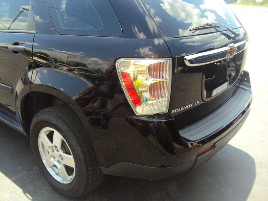 2008 Chevrolet Equinox 1.8T Quattro Sedan 4D