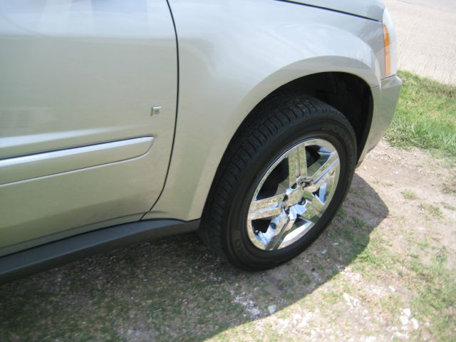 2008 Chevrolet Equinox SXT Wheelchair Accessible Van