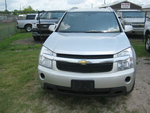 2008 Chevrolet Equinox SXT Wheelchair Accessible Van