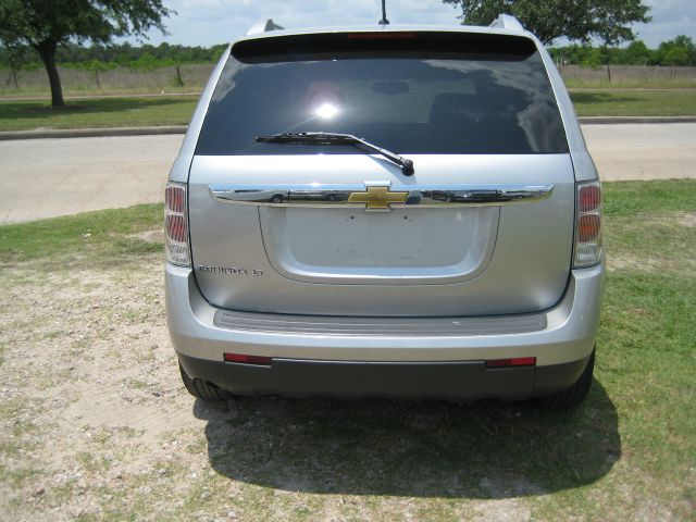 2008 Chevrolet Equinox SXT Wheelchair Accessible Van