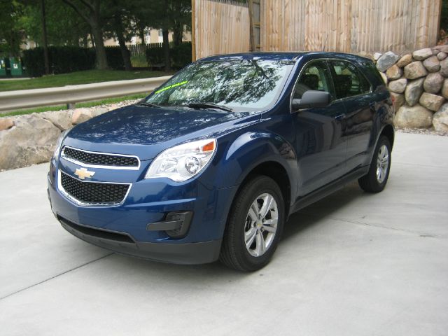 2010 Chevrolet Equinox 1.8T Quattro Sedan 4D