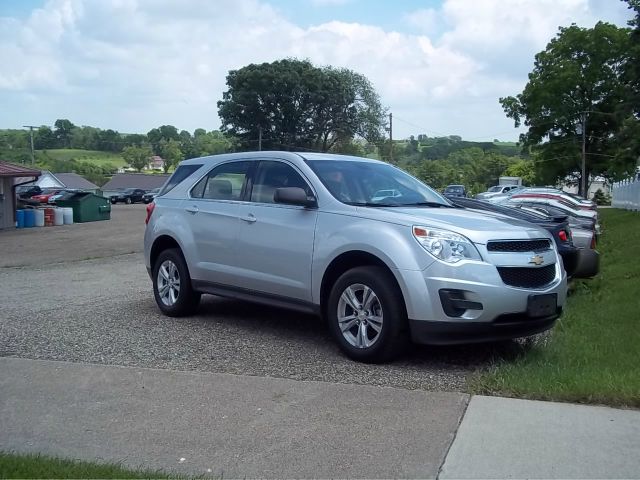 2010 Chevrolet Equinox 1.8T Quattro Sedan 4D