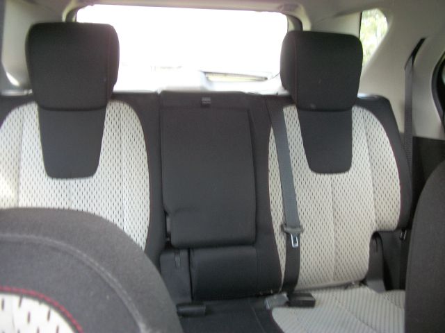 2010 Chevrolet Equinox Passenger Van AWD