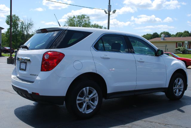 2010 Chevrolet Equinox 1.8T Quattro Sedan 4D