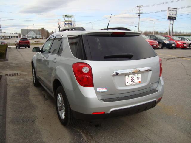 2010 Chevrolet Equinox 4dr Sdn I4 CVT 2.5