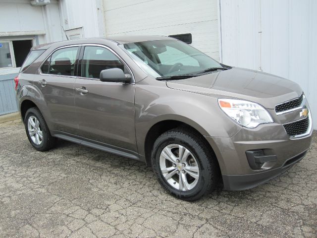 2010 Chevrolet Equinox 1.8T Quattro Sedan 4D