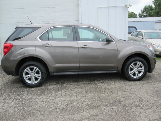 2010 Chevrolet Equinox 1.8T Quattro Sedan 4D