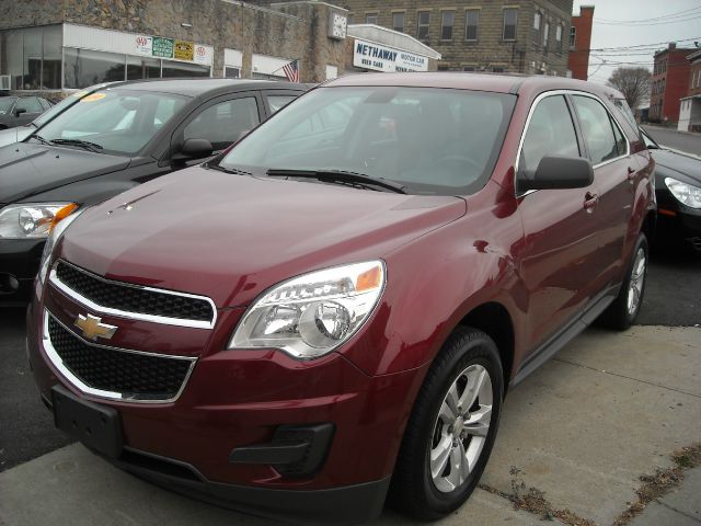 2010 Chevrolet Equinox 1.8T Quattro Sedan 4D