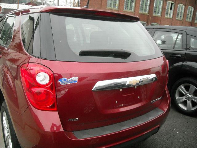 2010 Chevrolet Equinox 1.8T Quattro Sedan 4D