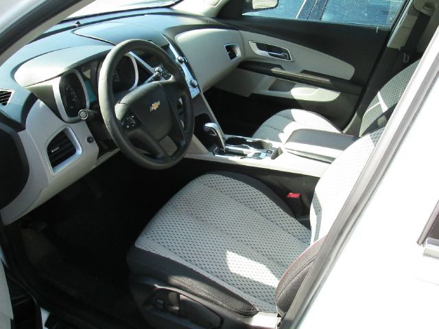 2010 Chevrolet Equinox Passenger Van AWD