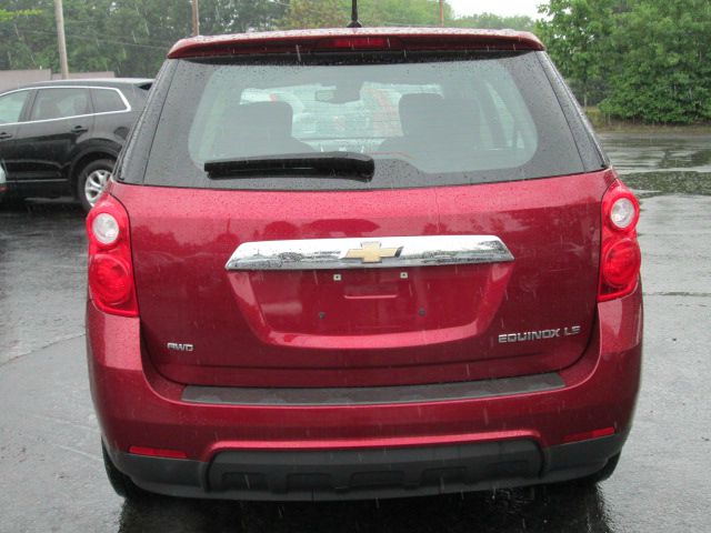 2010 Chevrolet Equinox 1.8T Quattro Sedan 4D