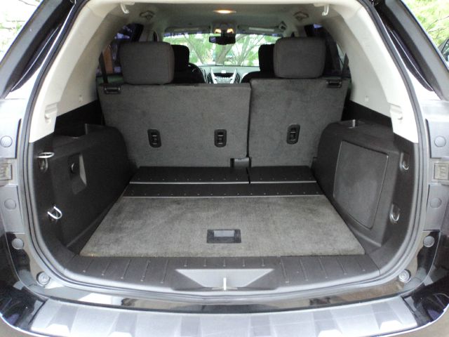 2010 Chevrolet Equinox Passenger Van AWD