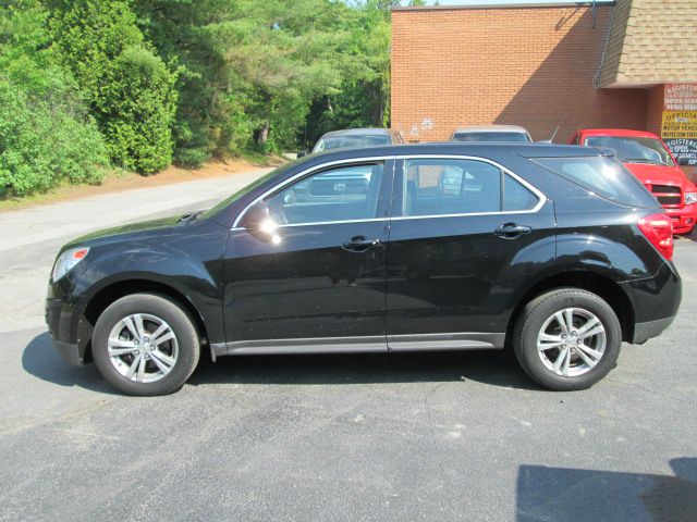 2010 Chevrolet Equinox 1.8T Quattro Sedan 4D