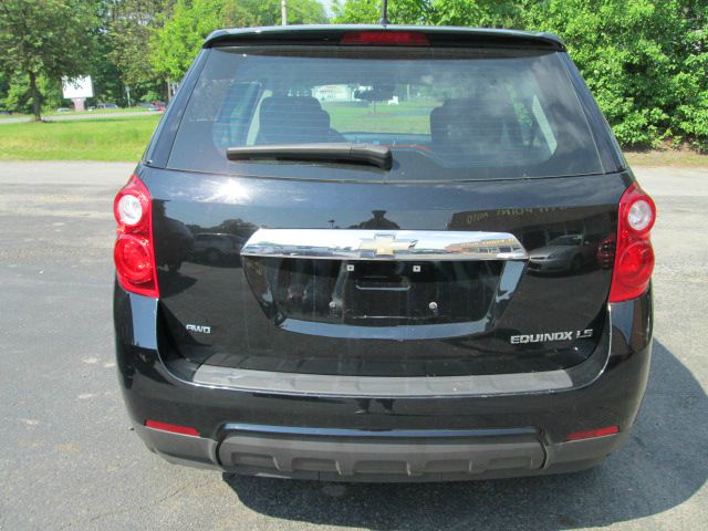 2010 Chevrolet Equinox 1.8T Quattro Sedan 4D