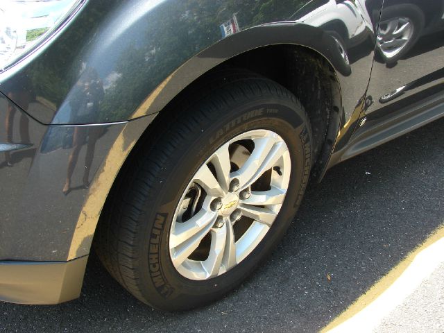 2010 Chevrolet Equinox SL1