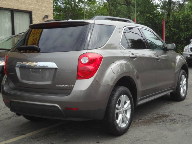 2010 Chevrolet Equinox XLT 3.0L Standard