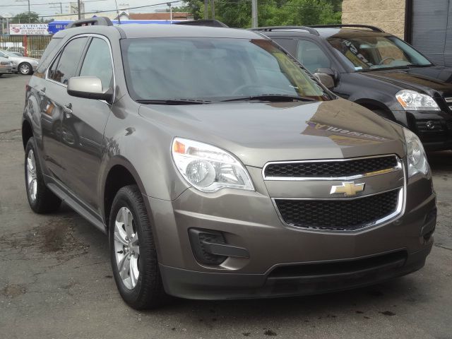 2010 Chevrolet Equinox XLT 3.0L Standard