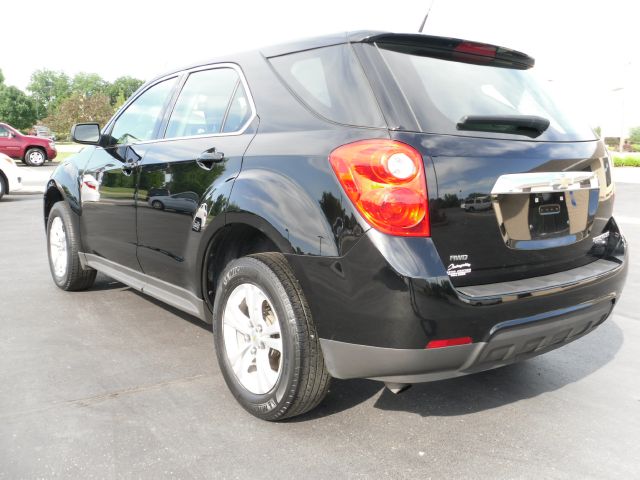 2010 Chevrolet Equinox 1.8T Quattro Sedan 4D