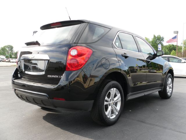 2010 Chevrolet Equinox 1.8T Quattro Sedan 4D