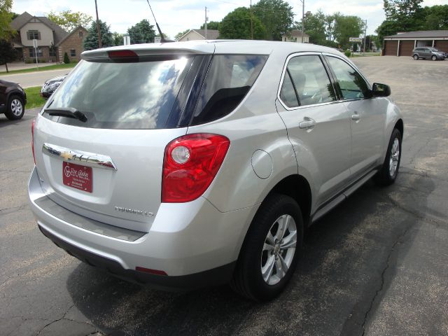 2010 Chevrolet Equinox 1.8T Quattro Sedan 4D