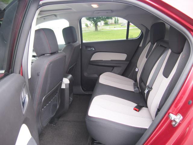 2011 Chevrolet Equinox SL1