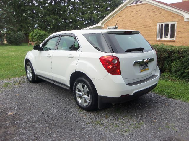 2011 Chevrolet Equinox 1.8T Quattro Sedan 4D