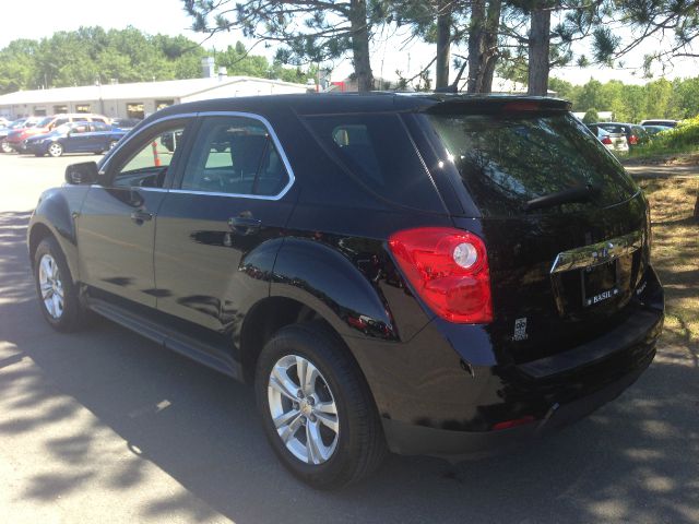 2011 Chevrolet Equinox 1.8T Quattro Sedan 4D