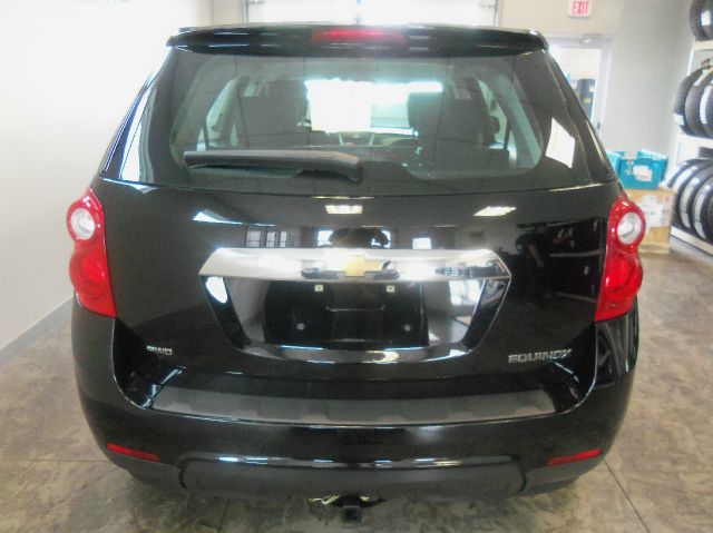 2011 Chevrolet Equinox 1.8T Quattro Sedan 4D