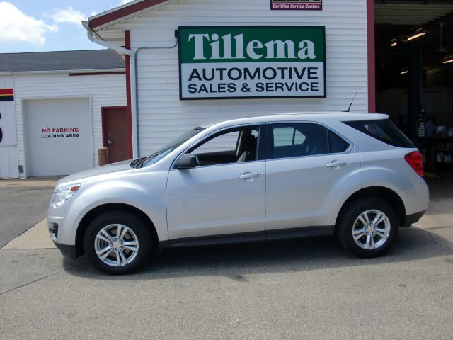 2011 Chevrolet Equinox 1.8T Quattro Sedan 4D