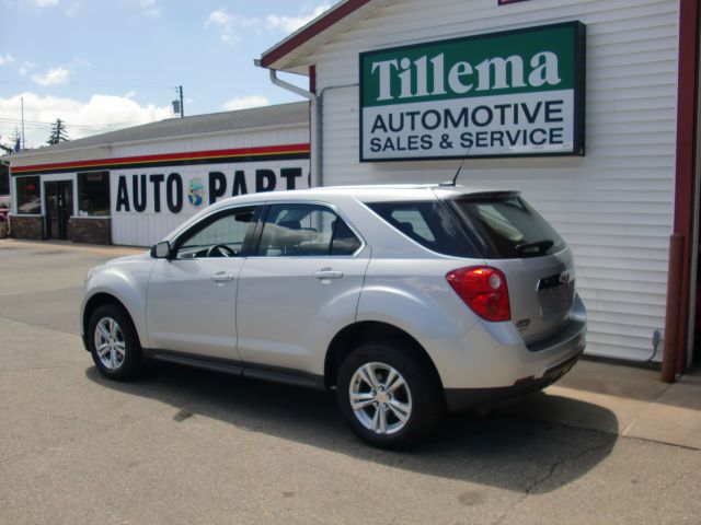 2011 Chevrolet Equinox 1.8T Quattro Sedan 4D