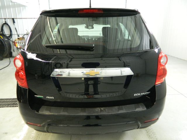 2012 Chevrolet Equinox 1.8T Quattro Sedan 4D