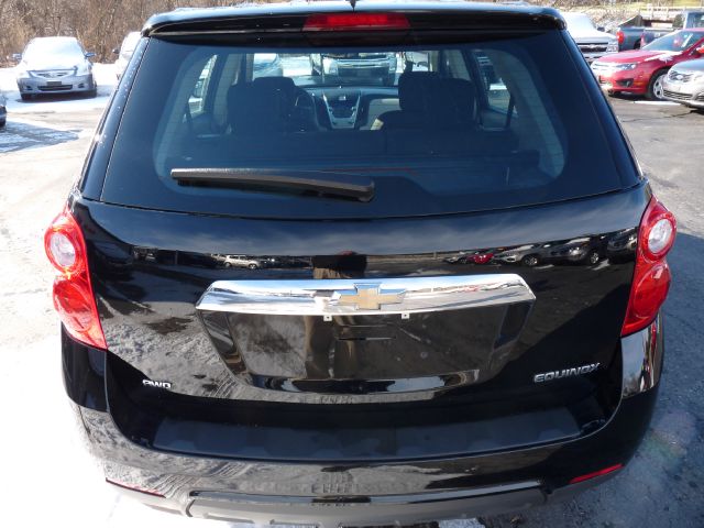 2012 Chevrolet Equinox 1.8T Quattro Sedan 4D