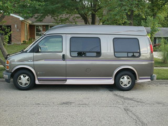 1999 Chevrolet Express Unknown