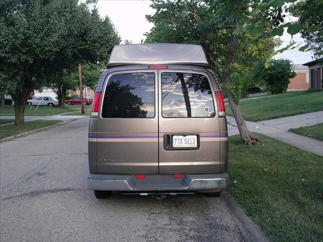 1999 Chevrolet Express Unknown