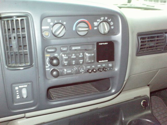 1999 Chevrolet Express 750i 4dr Sdn