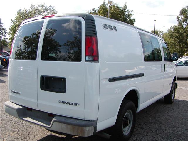 1999 Chevrolet Express REG WB