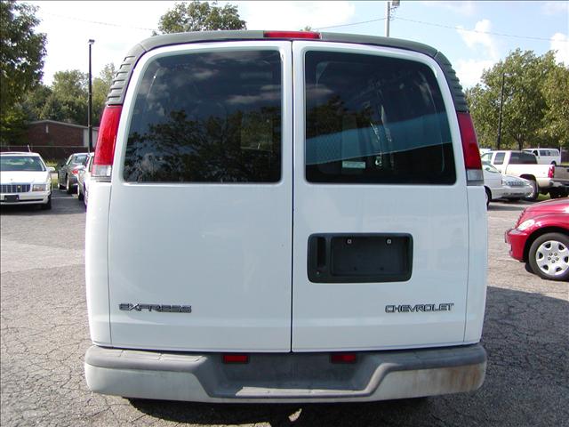 1999 Chevrolet Express REG WB