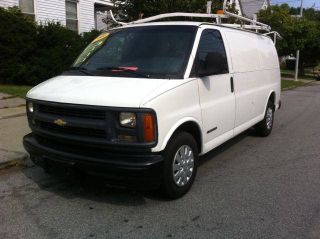 1999 Chevrolet Express Coupe 4D