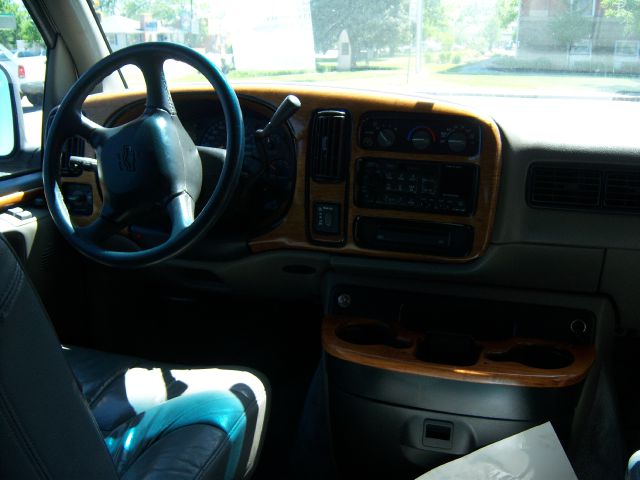 1999 Chevrolet Express 750i 4dr Sdn