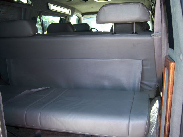 1999 Chevrolet Express 750i 4dr Sdn