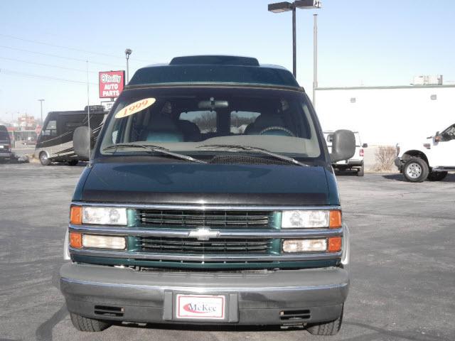 1999 Chevrolet Express GLS 3.5L 2WD