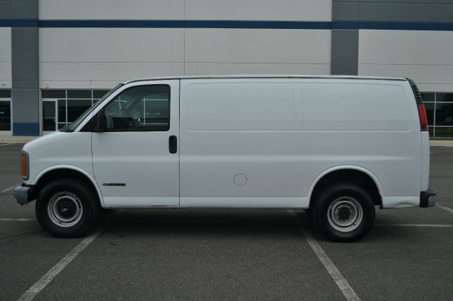 1999 Chevrolet Express REG WB