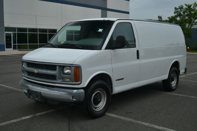 1999 Chevrolet Express REG WB