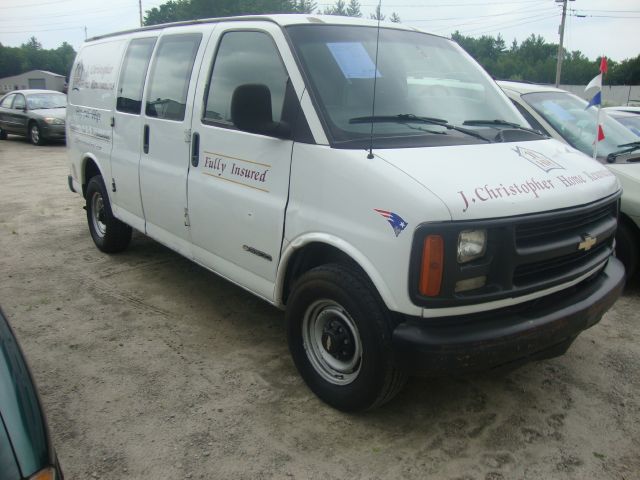 1999 Chevrolet Express REG WB