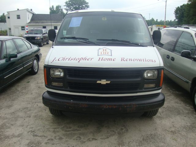 1999 Chevrolet Express REG WB