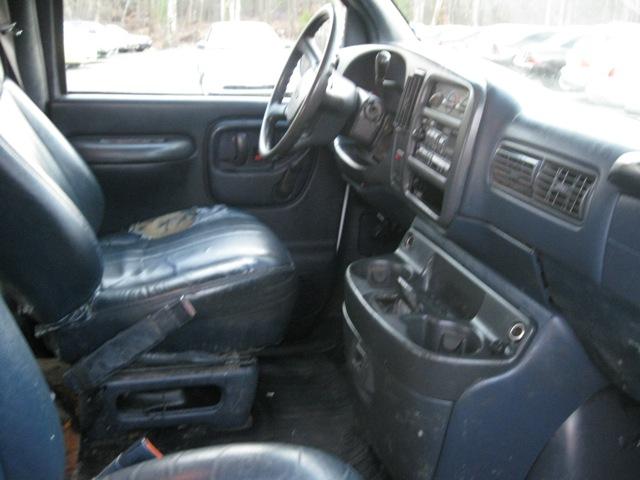 2000 Chevrolet Express Base