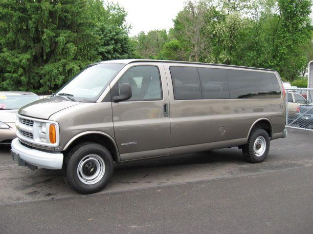 2000 Chevrolet Express Base